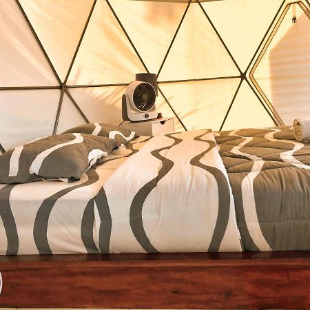 Отель Igloo Glamping Bali Кинтамани Экстерьер фото